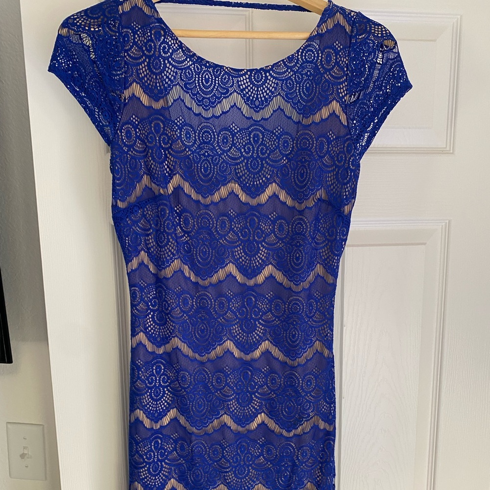 Bebe blue lace dress